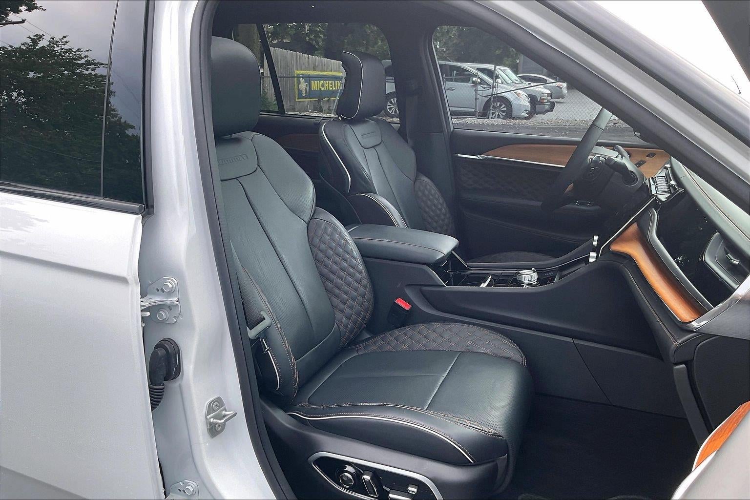 2025 Jeep Grand Cherokee Summit Reserve