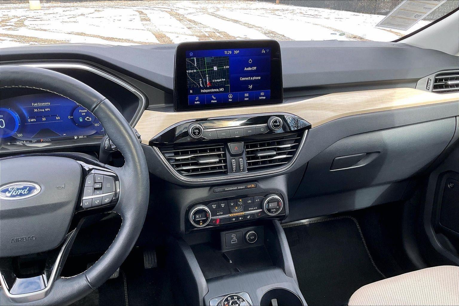 2021 Ford Escape Titanium Hybrid