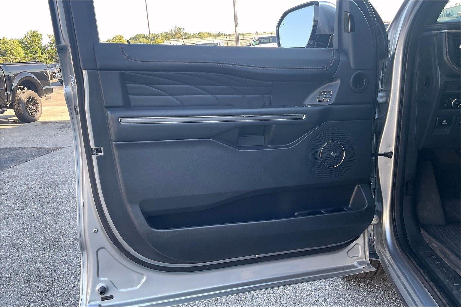 2023 Ford Expedition Platinum