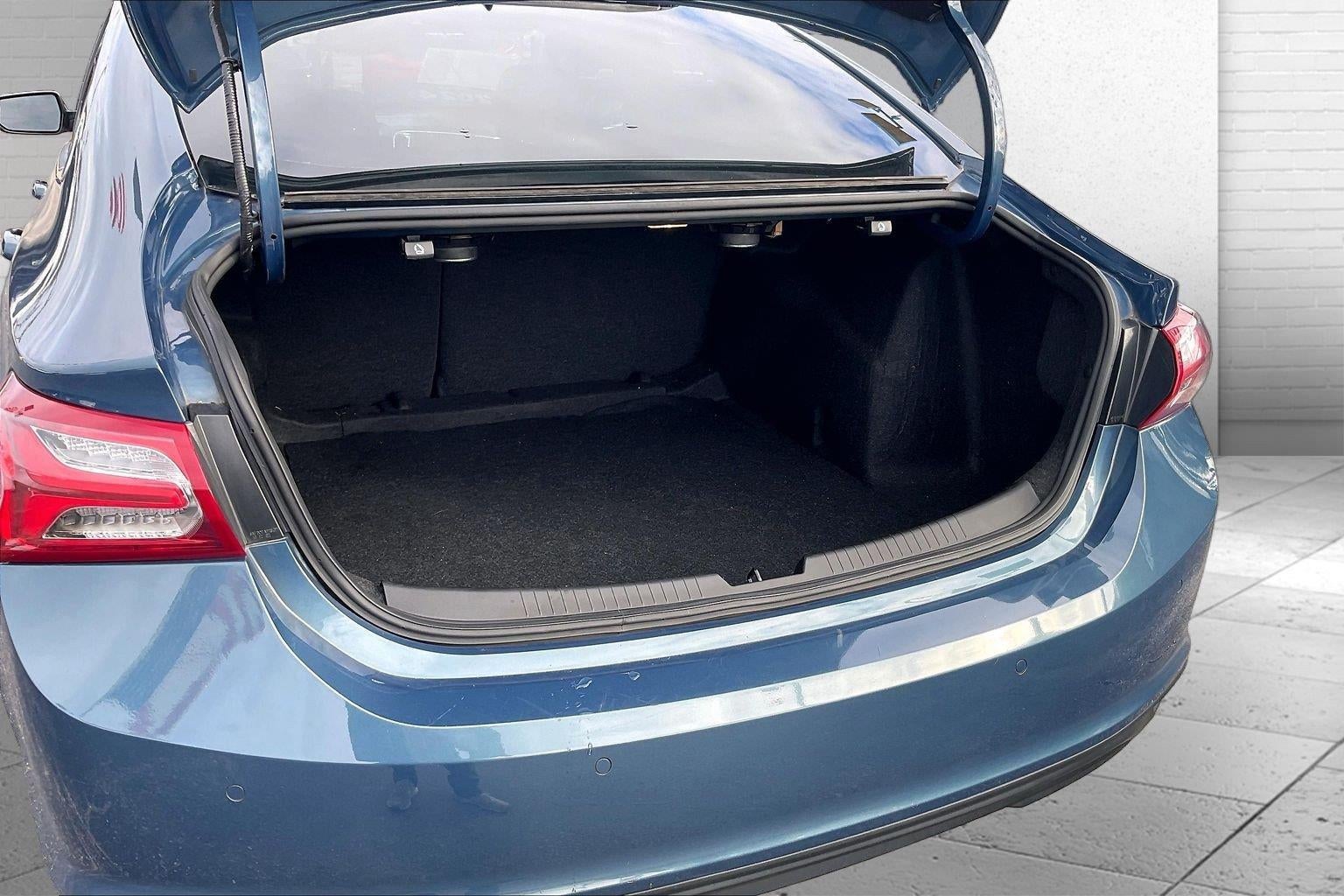 2024 Chevrolet Malibu 2LT