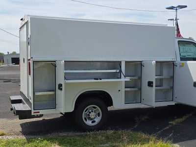 2025 Chevrolet Express Cutaway 3500 1WT