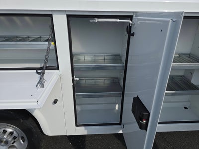 2025 Chevrolet Express Cutaway 3500 1WT