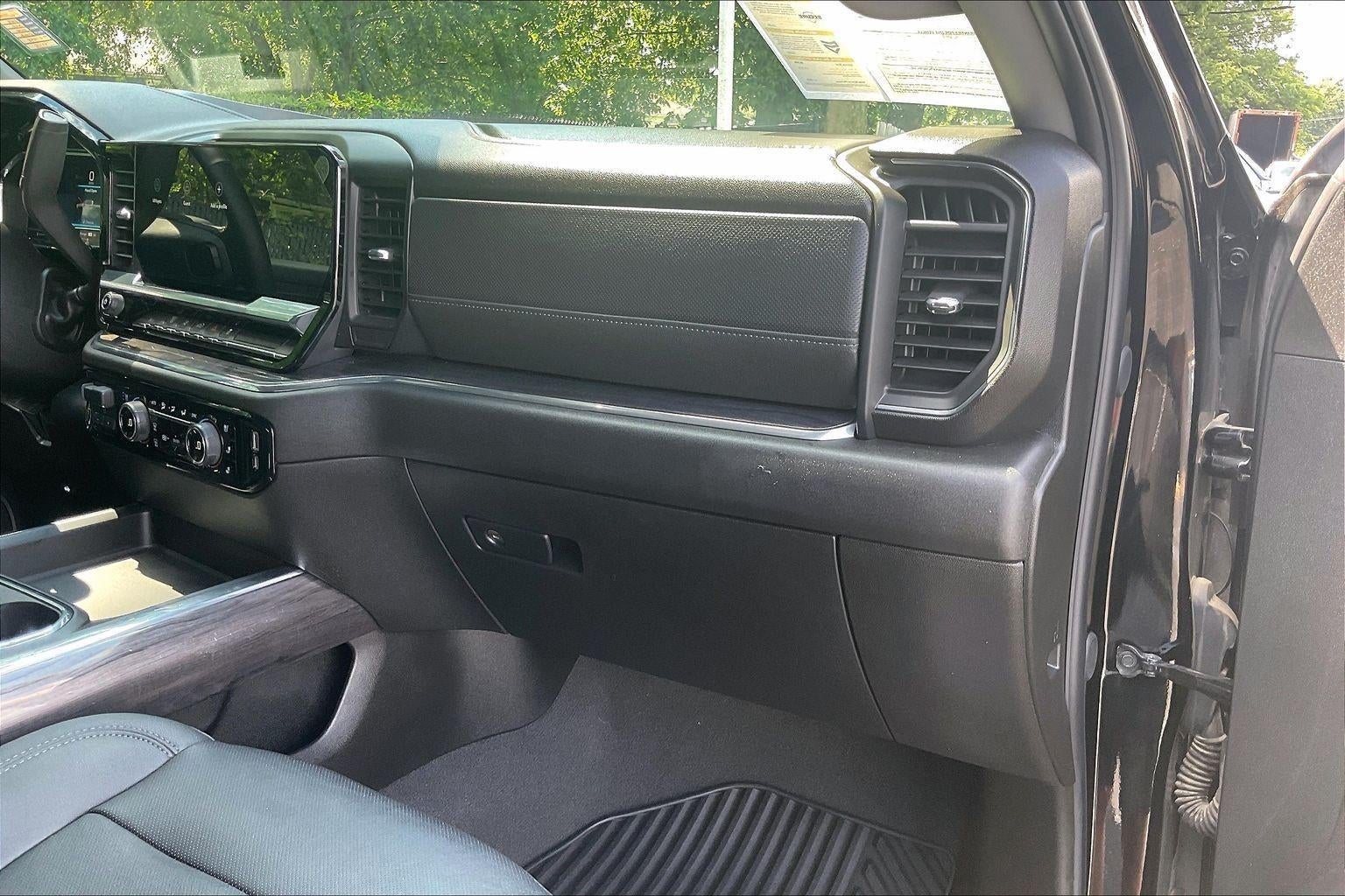 2024 Chevrolet Silverado 3500 HD LTZ DRW
