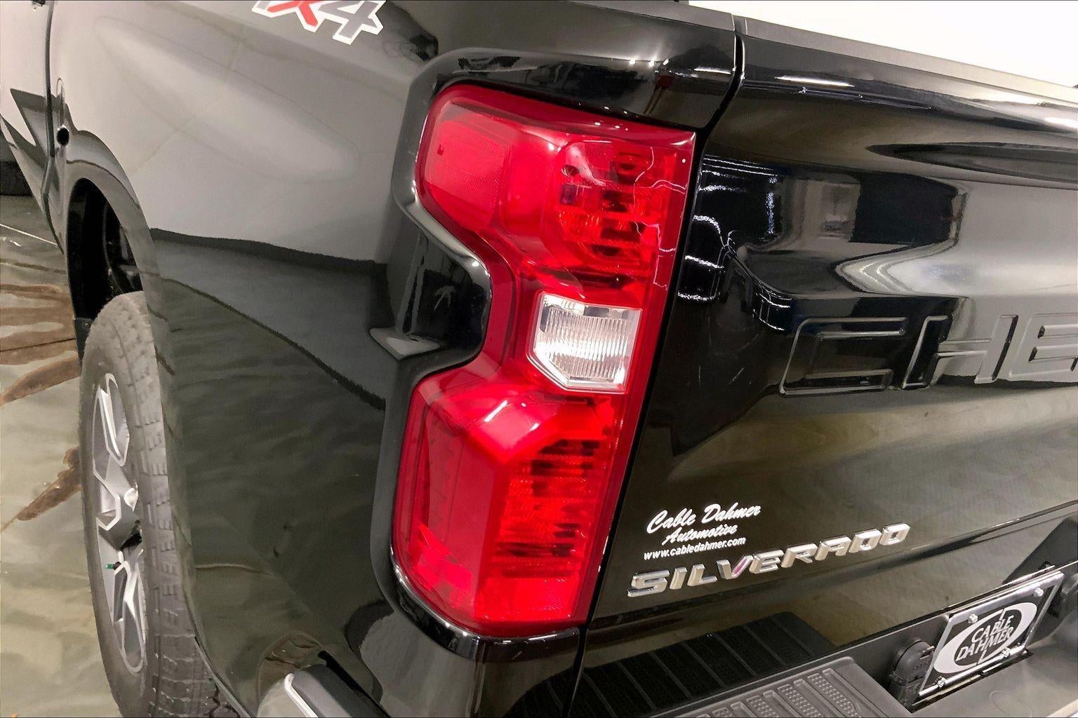 2023 Chevrolet Silverado 1500 LT (2FL)