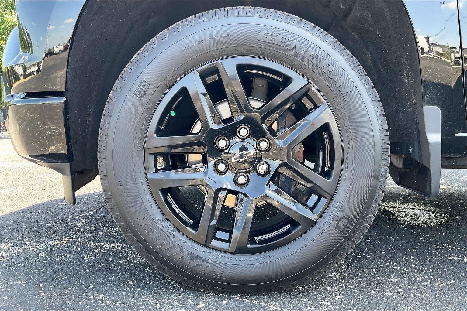 2025 Chevrolet Silverado 1500 Custom