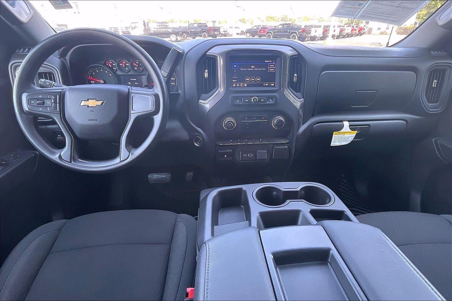 2025 Chevrolet Silverado 1500 Custom