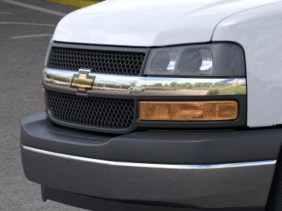 2025 Chevrolet Express Cargo 3500 WT
