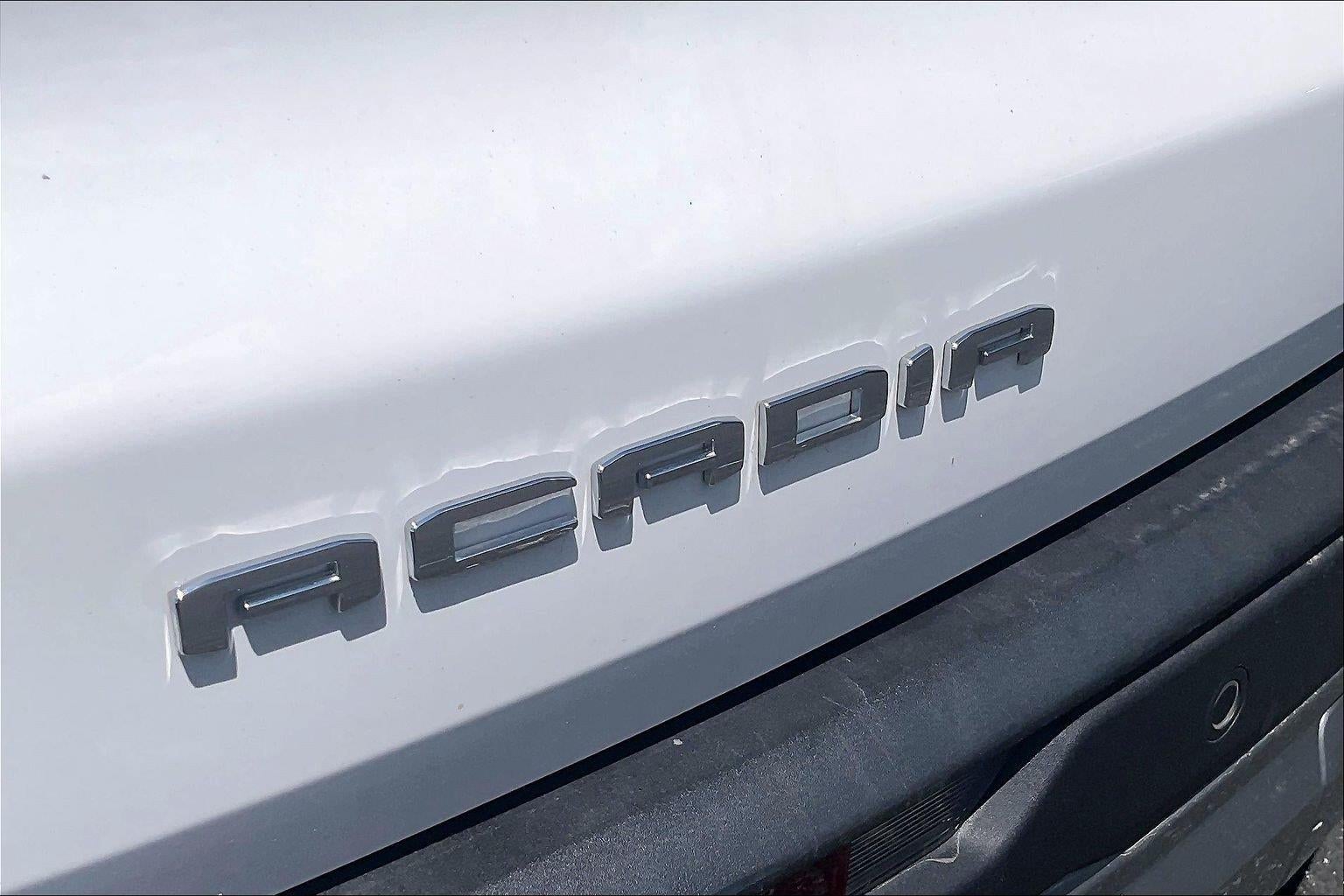 2025 GMC Acadia Elevation