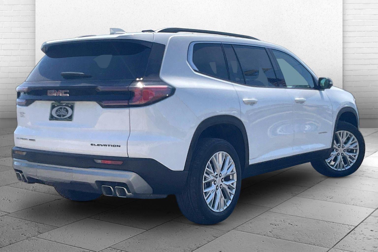 2024 GMC Acadia Elevation