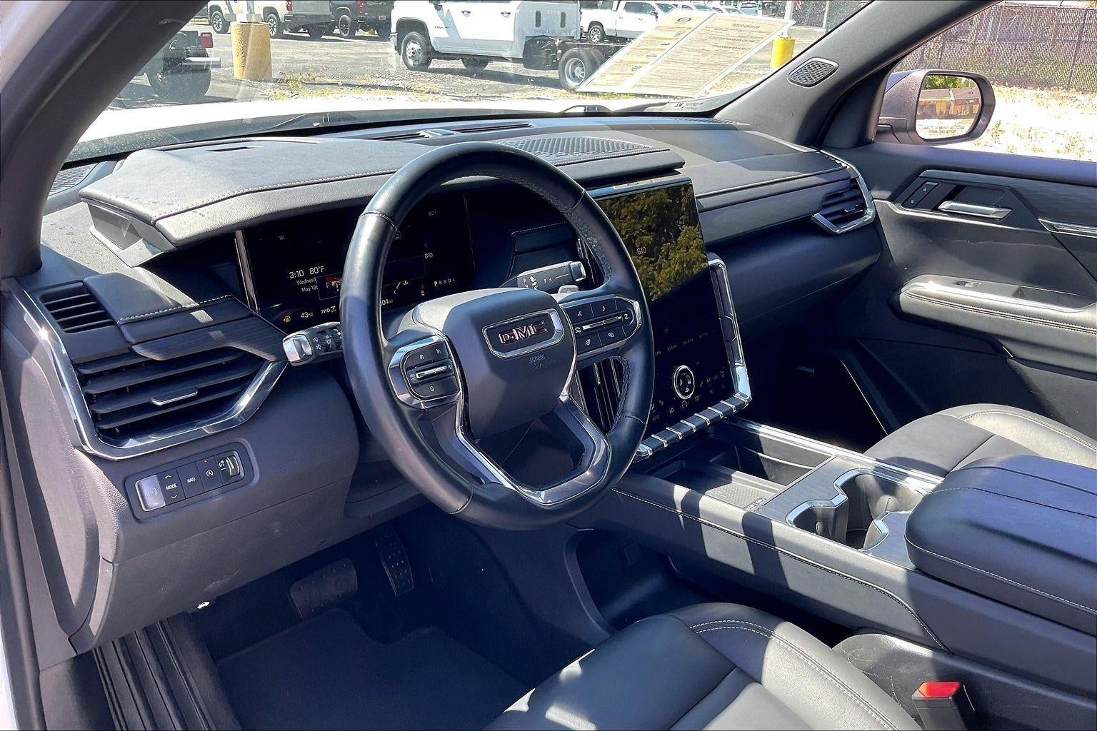 2024 GMC Acadia Elevation