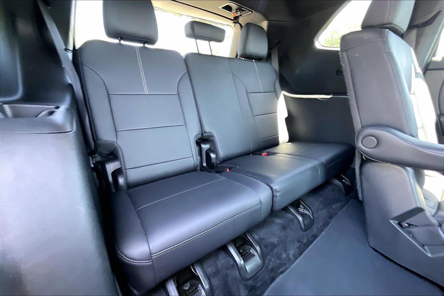 2024 GMC Acadia Elevation
