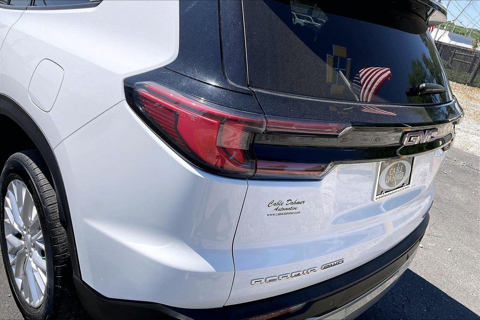 2024 GMC Acadia Elevation
