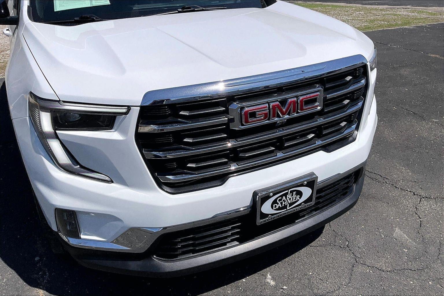 2024 GMC Acadia Elevation