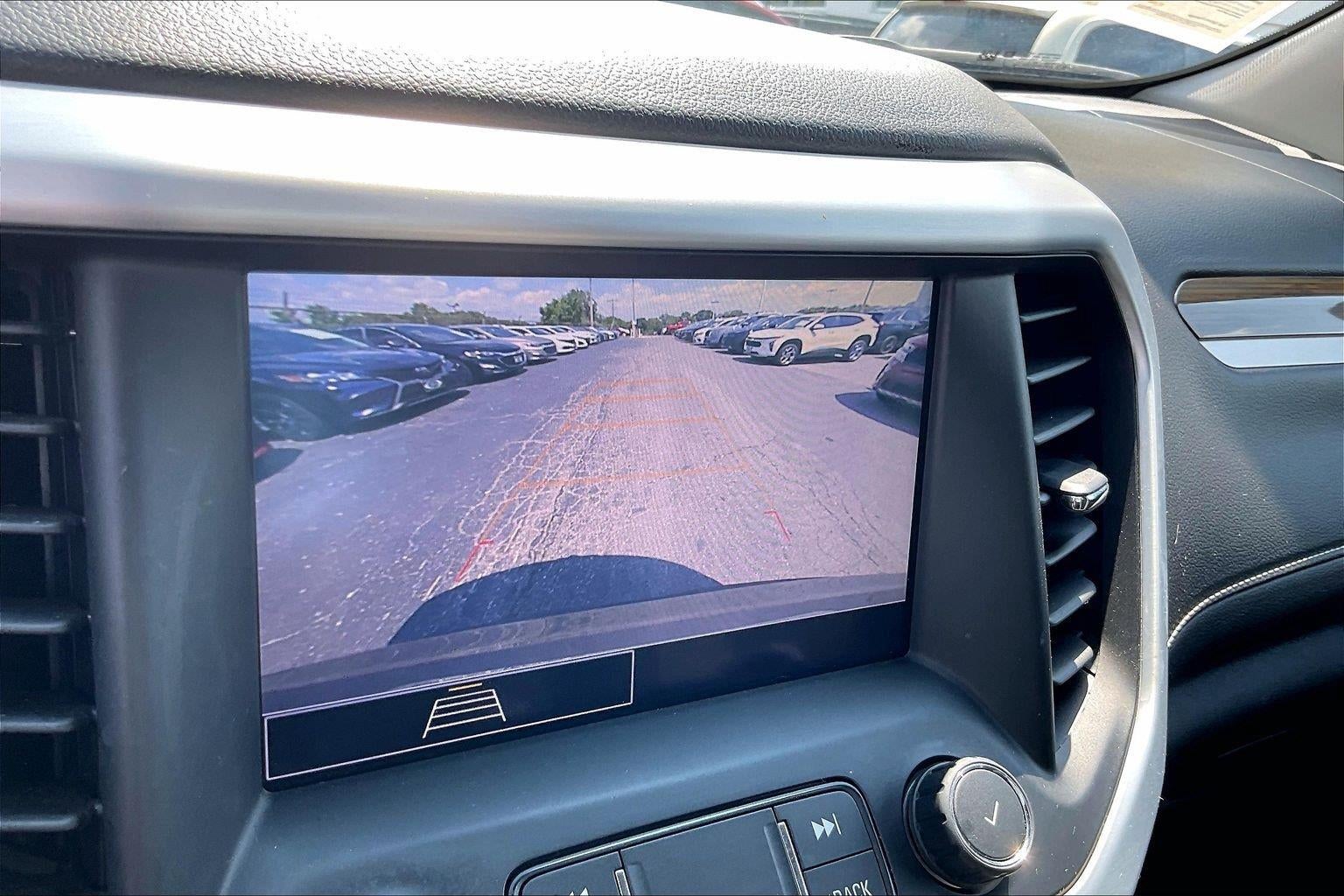 2021 GMC Acadia SLE