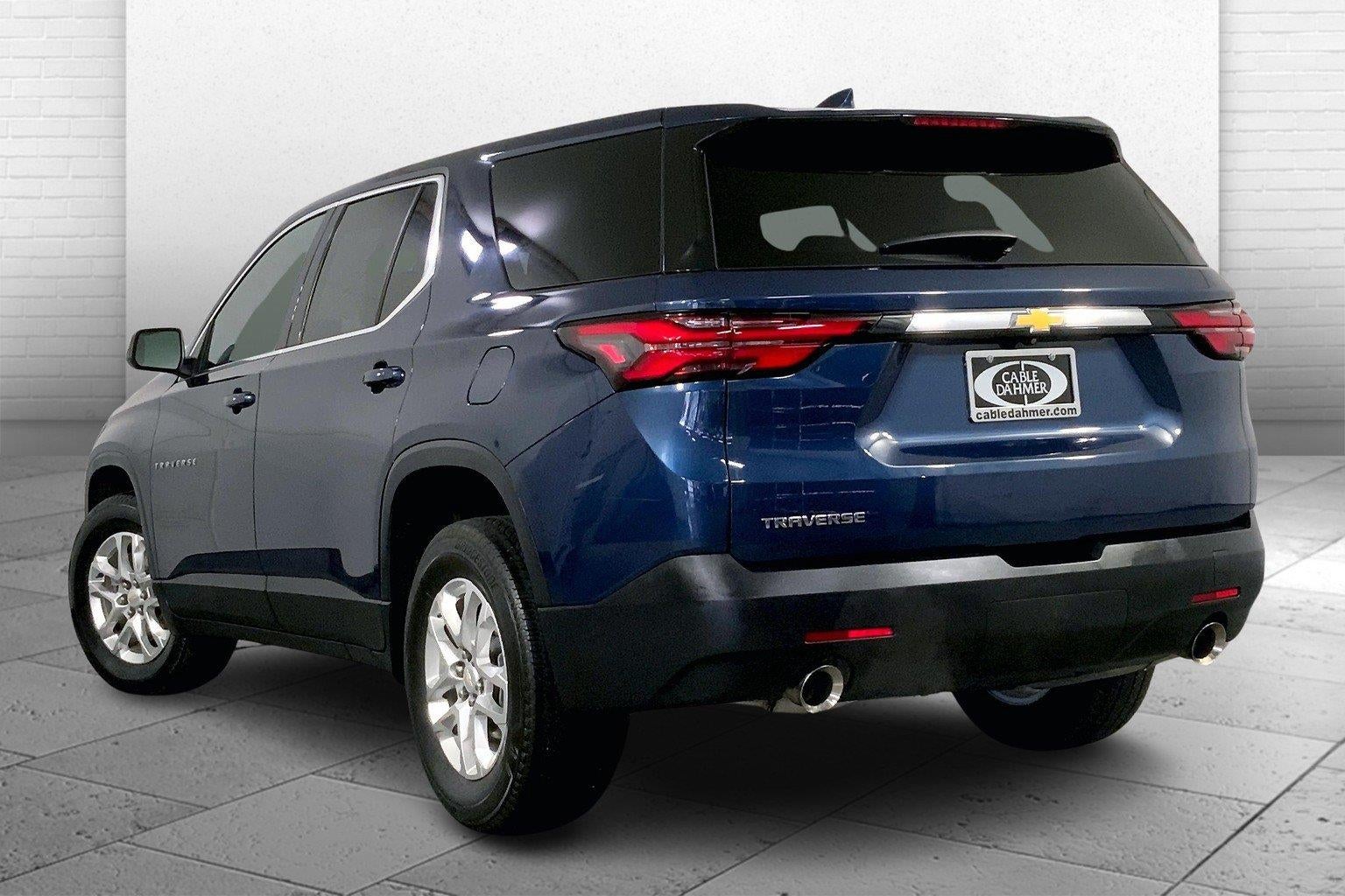 2022 Chevrolet Traverse LS