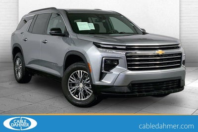 2024 Chevrolet Traverse LT