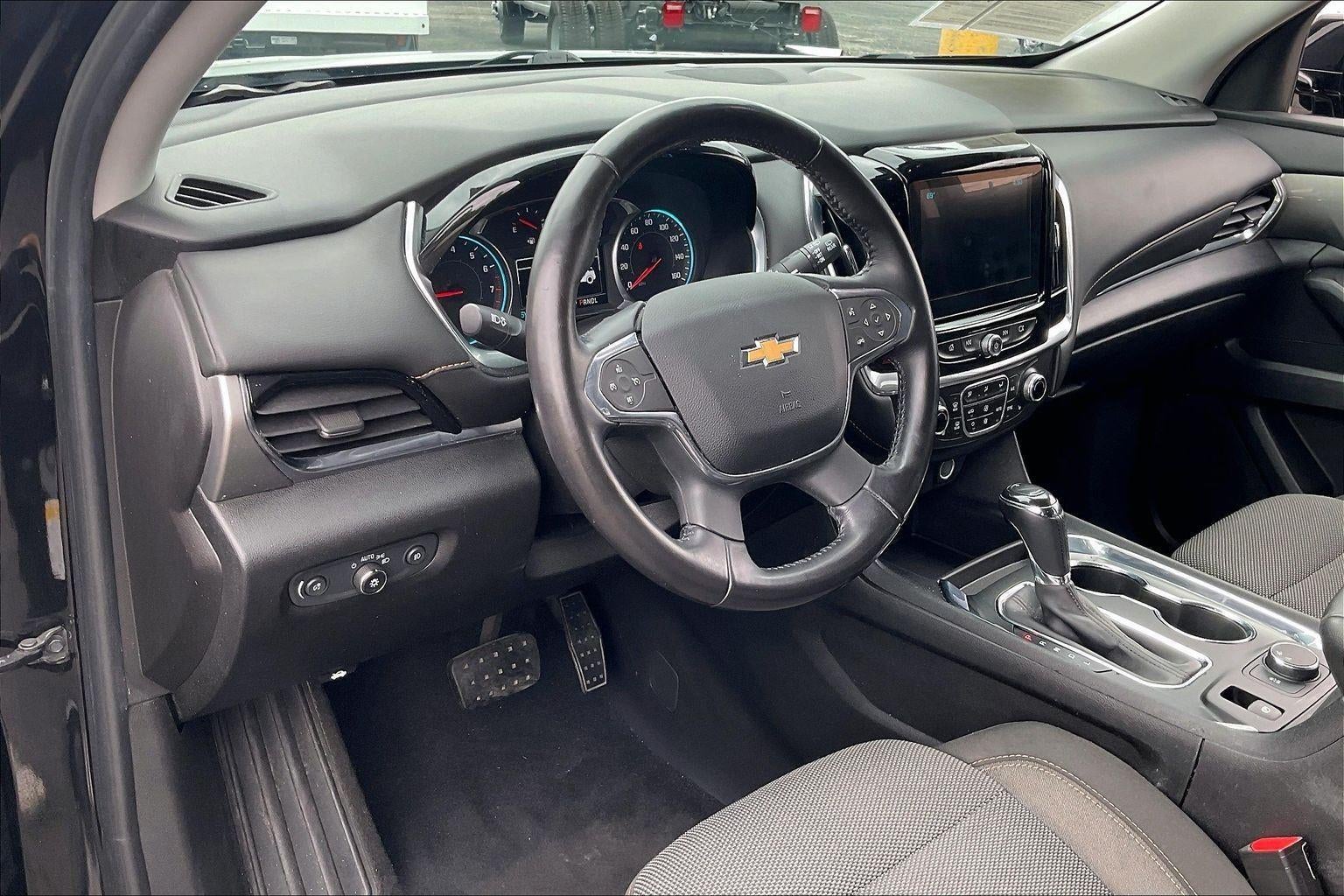 2018 Chevrolet Traverse LT Cloth