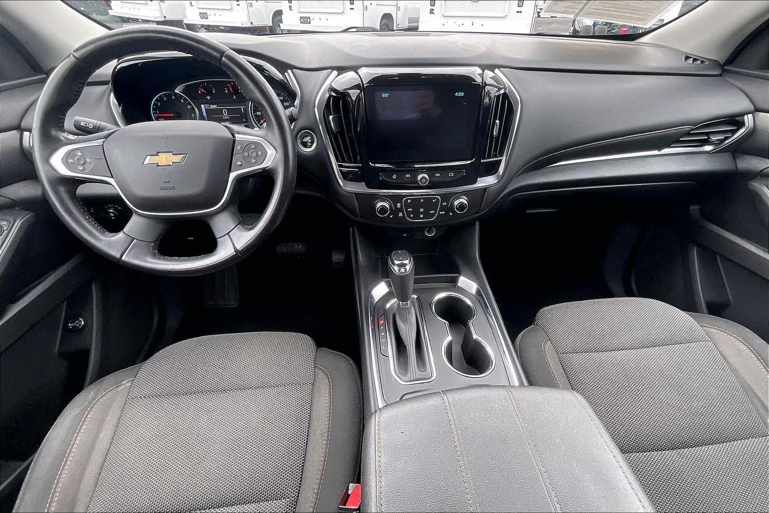 2018 Chevrolet Traverse LT Cloth