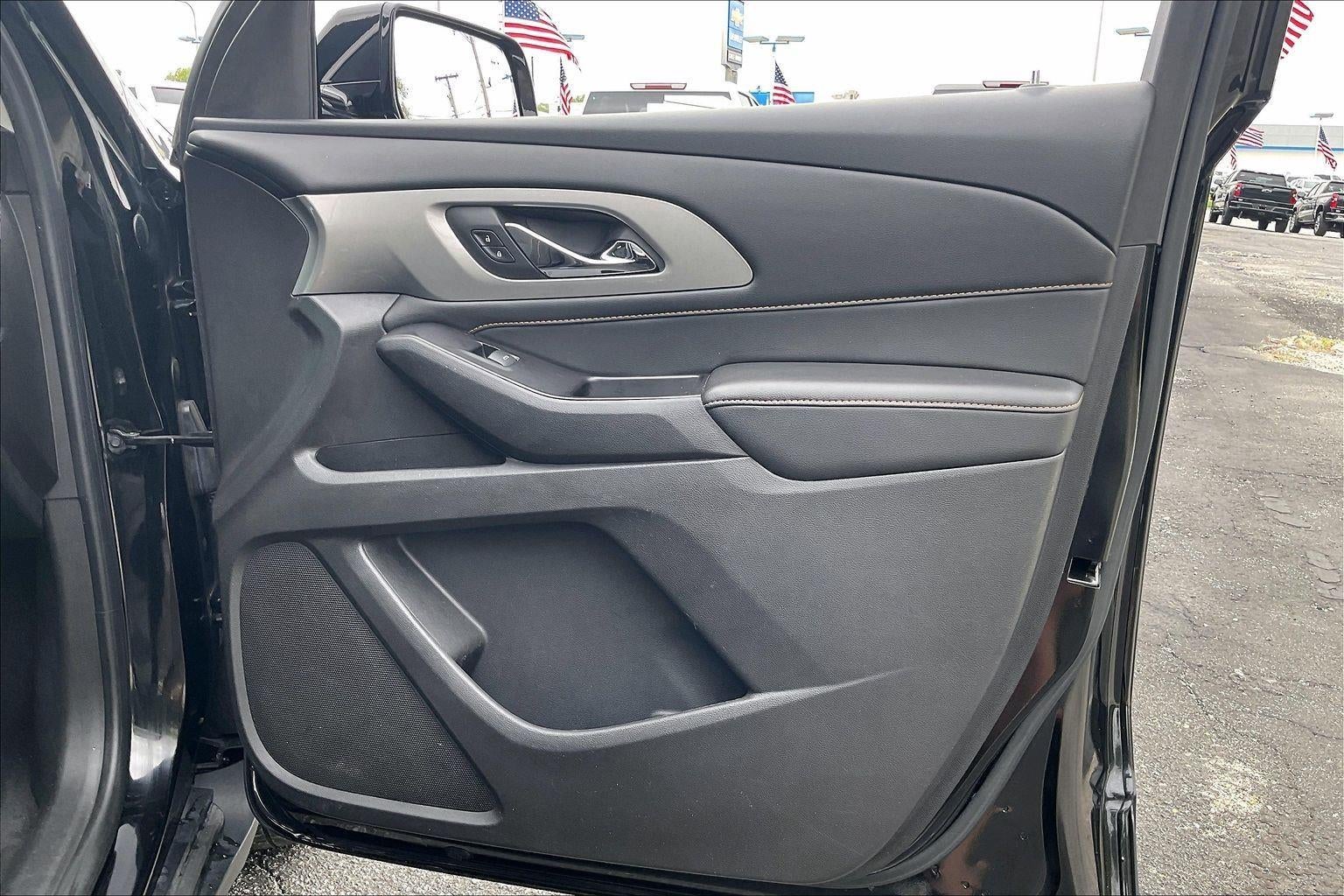 2018 Chevrolet Traverse LT Cloth