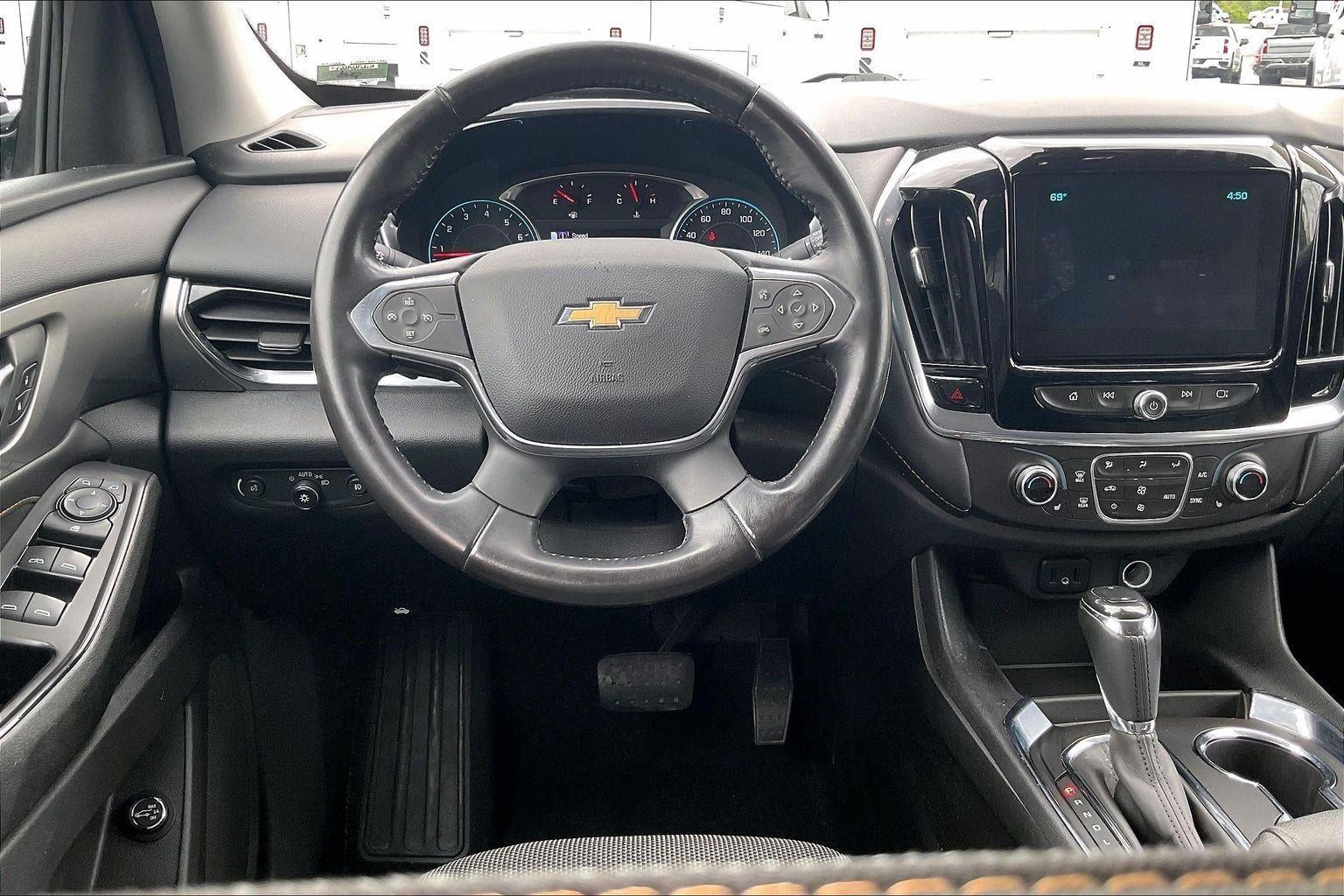 2018 Chevrolet Traverse LT Cloth
