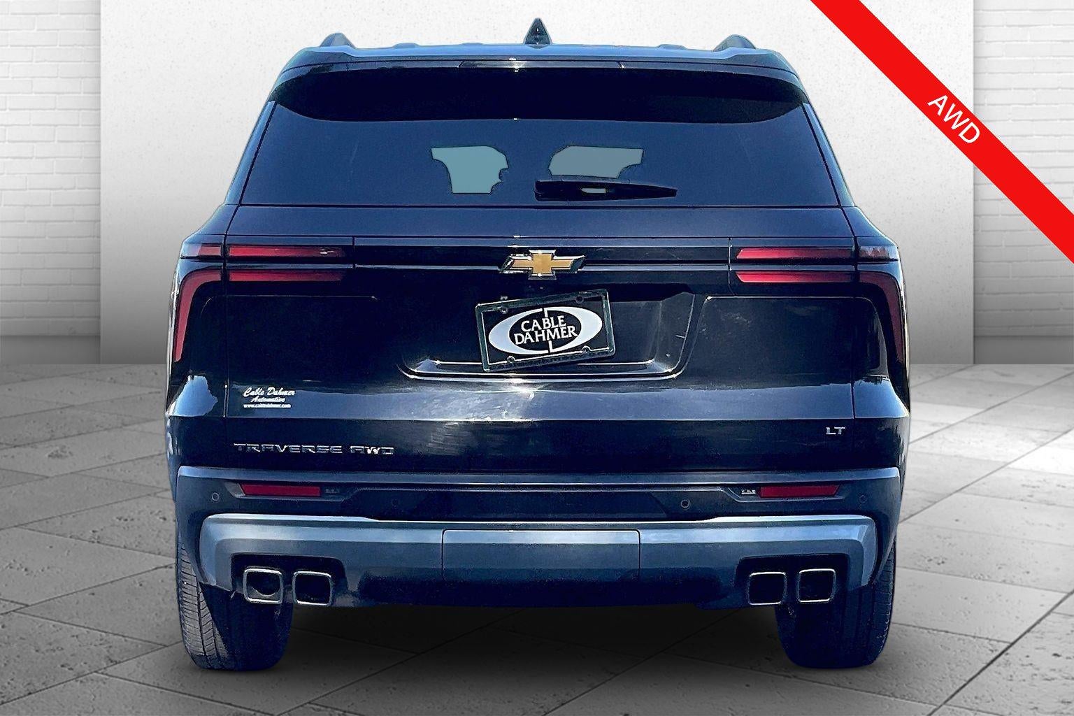 2024 Chevrolet Traverse LT