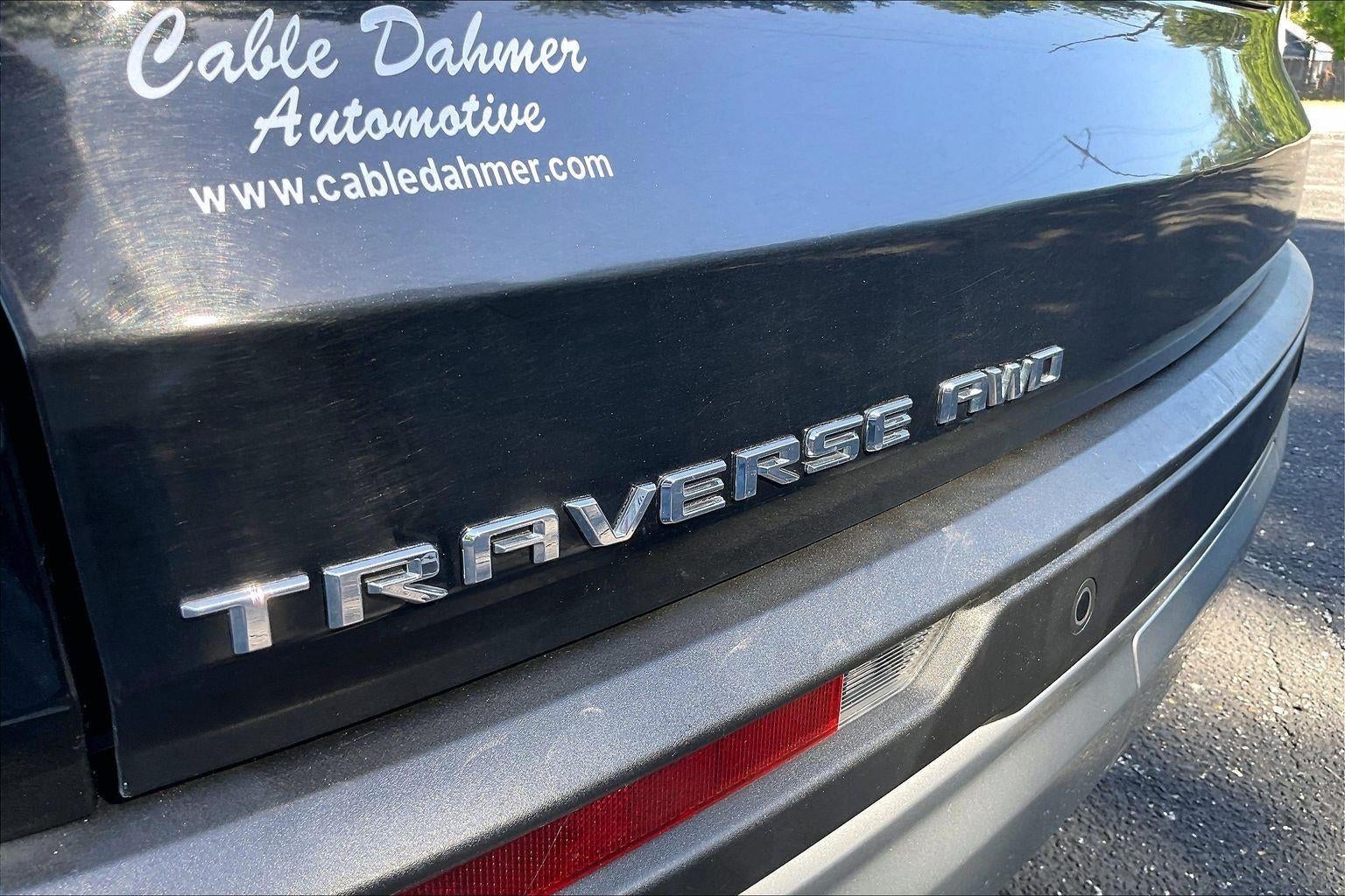 2024 Chevrolet Traverse LT
