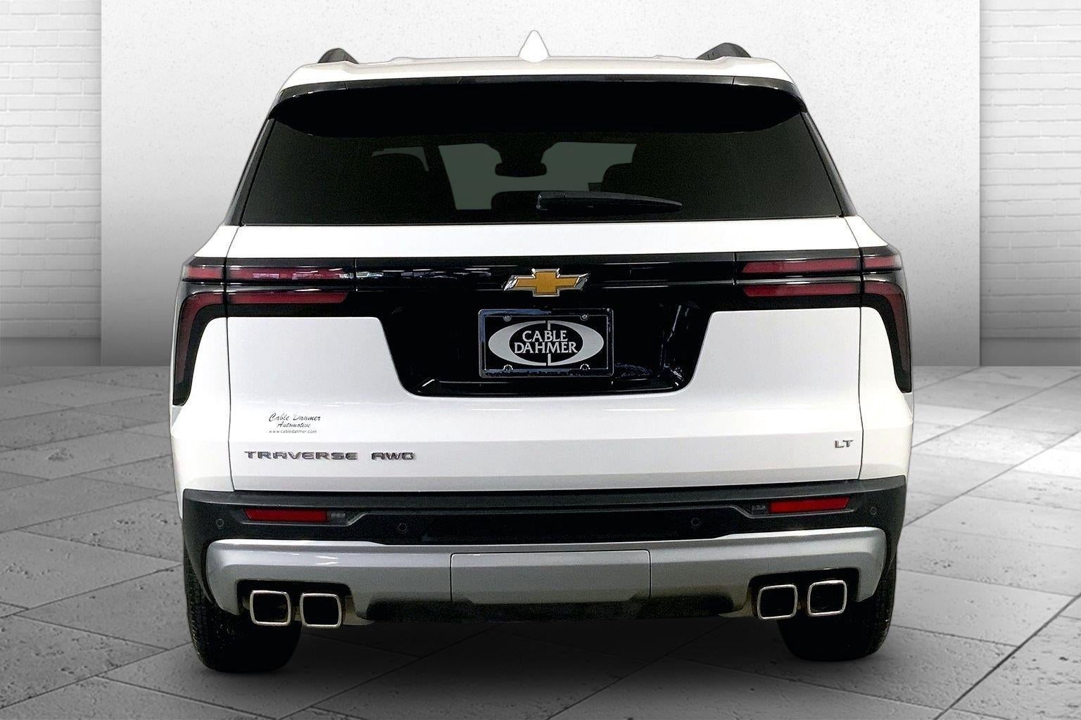 2024 Chevrolet Traverse LT