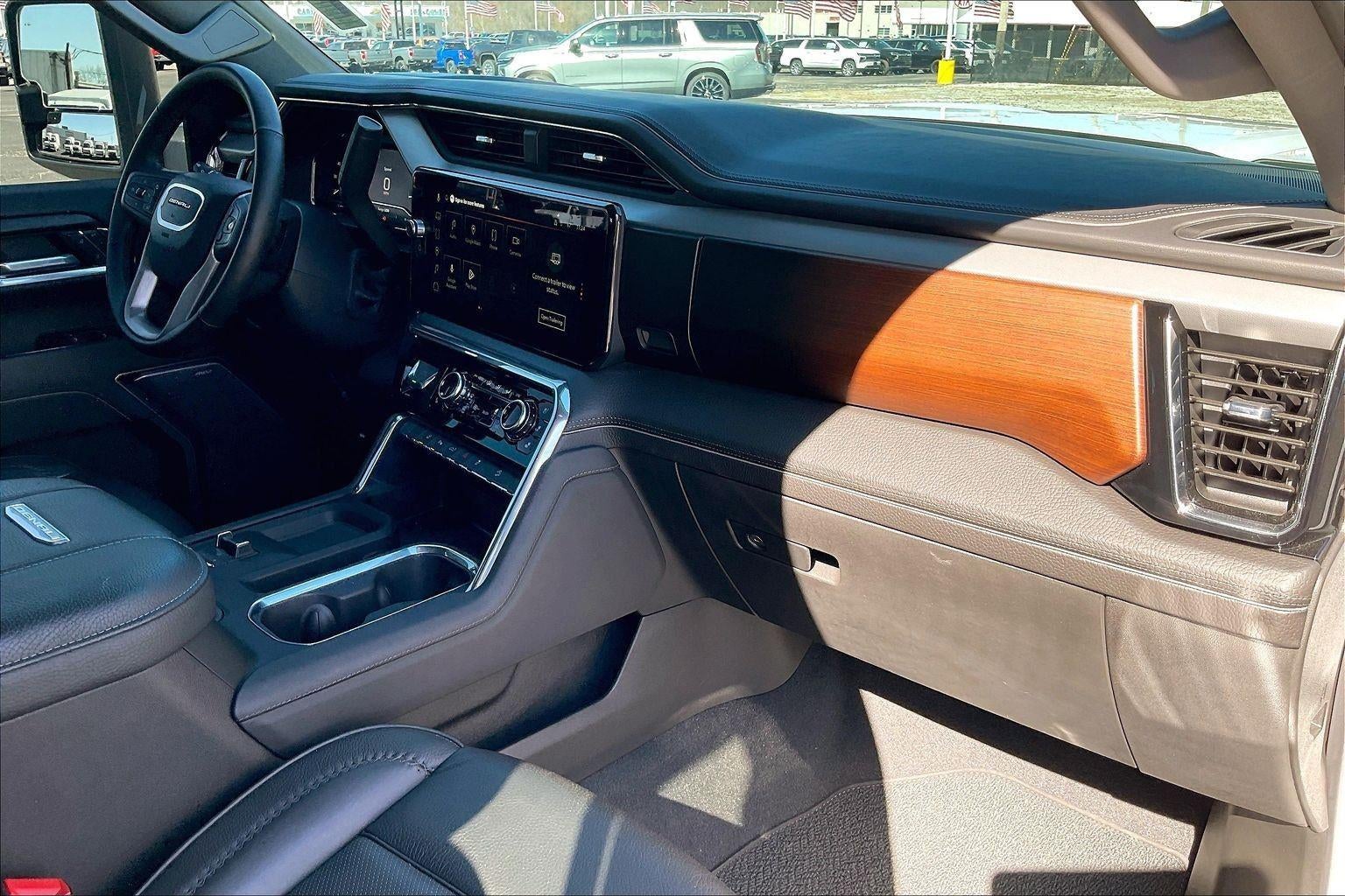 2025 GMC Sierra 2500 HD Denali