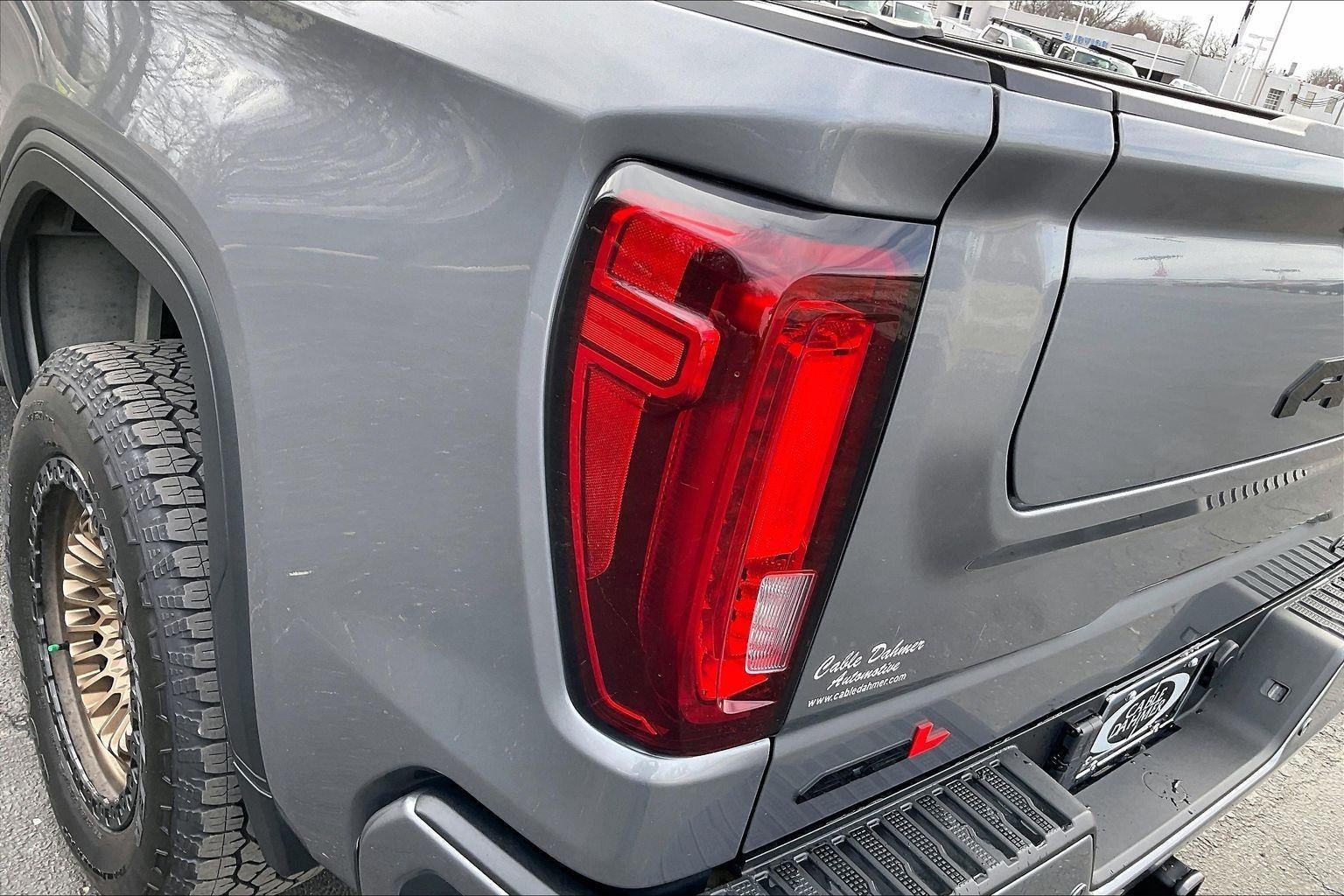 2021 GMC Sierra 1500 AT4