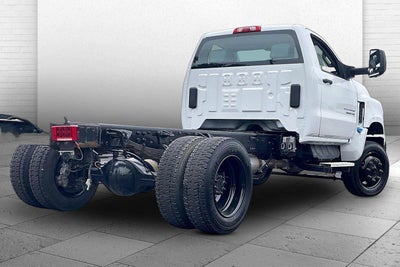 2023 Chevrolet Silverado 5500 HD Work Truck