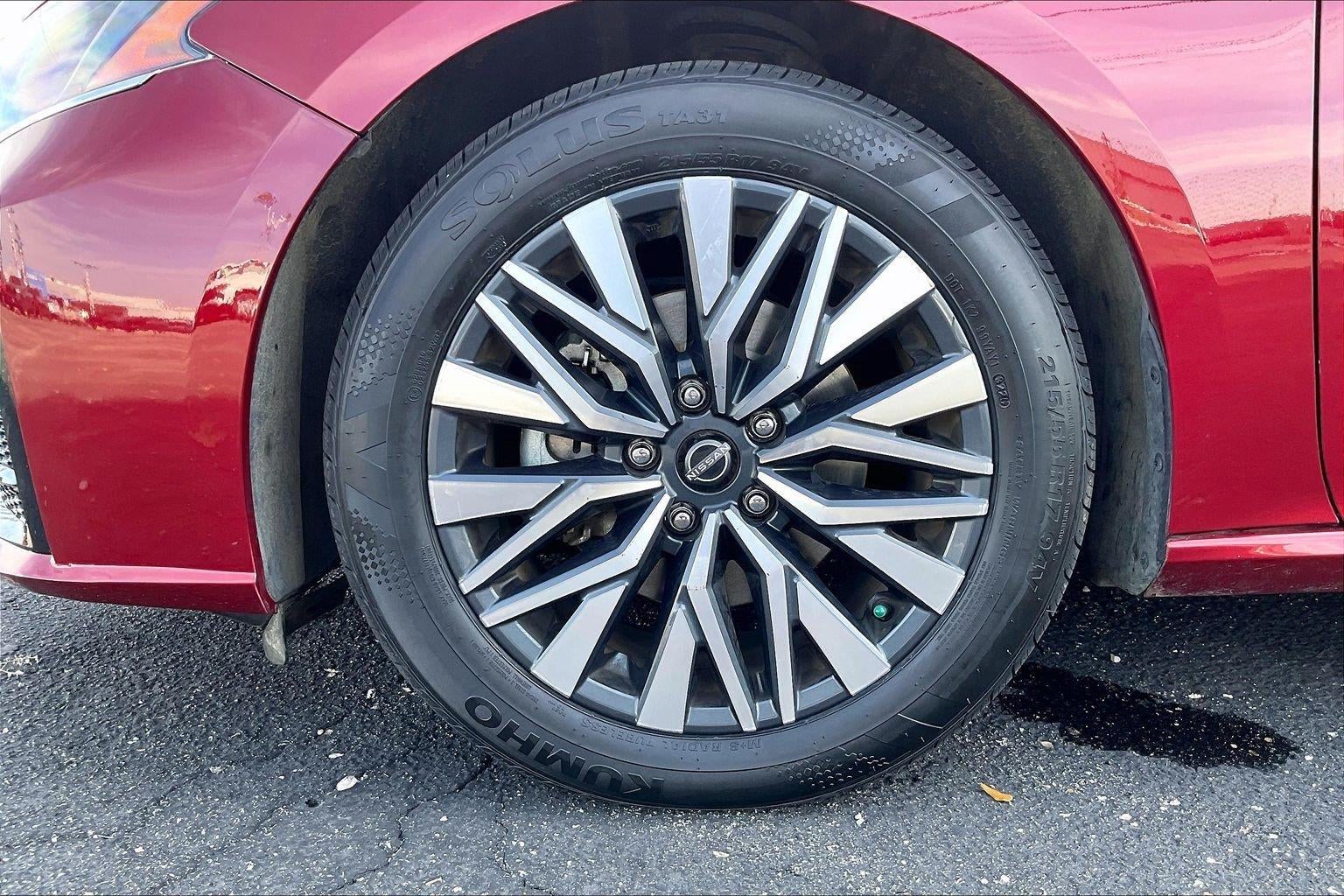 2025 Nissan Altima SV