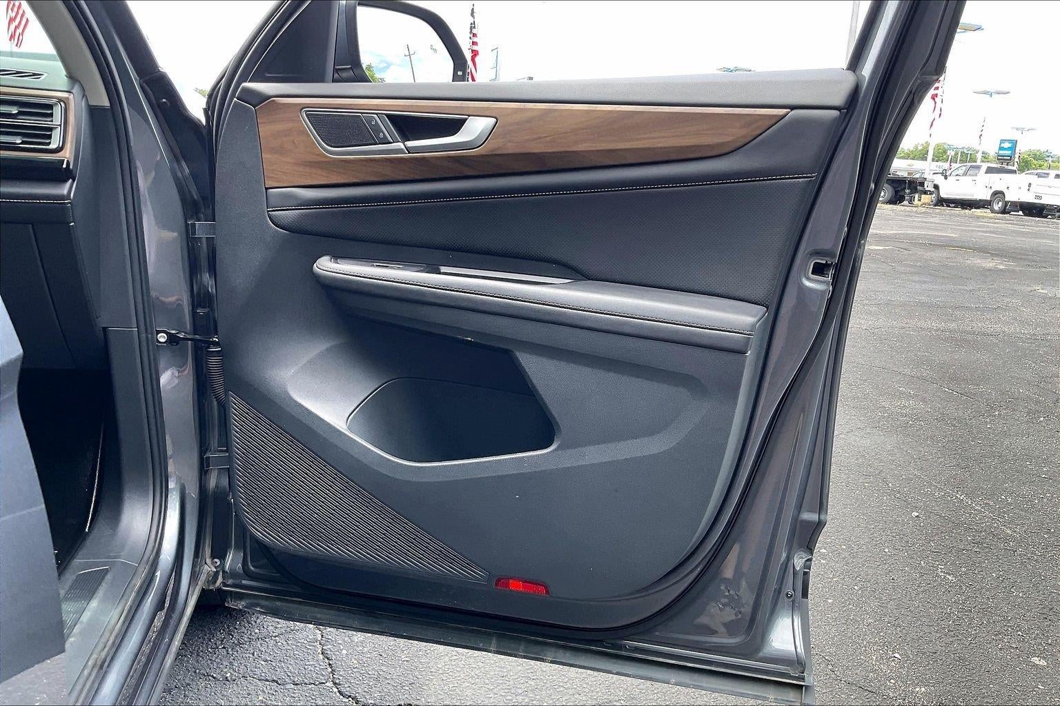 2024 Volkswagen Atlas 2.0T SE