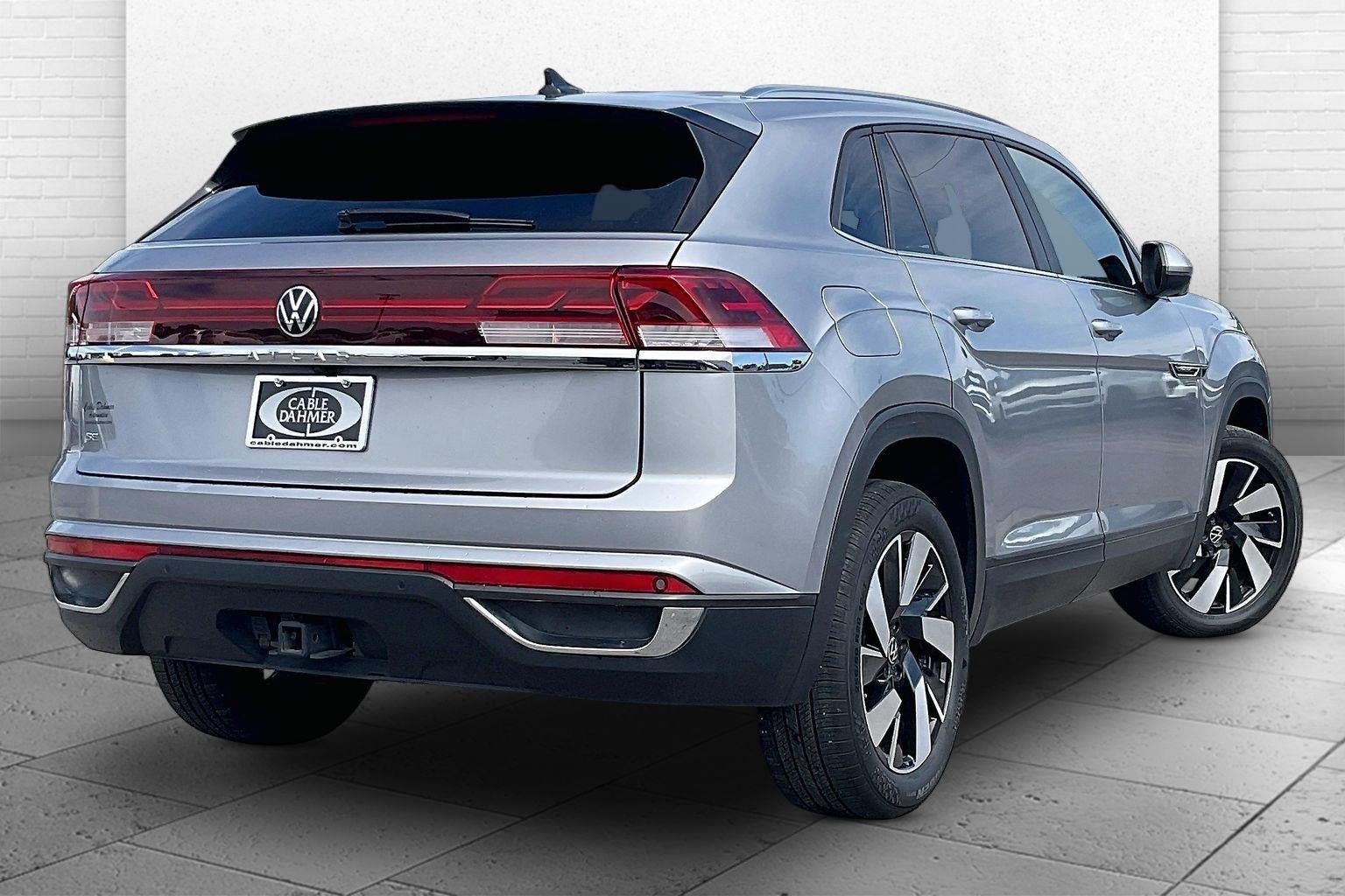 2024 Volkswagen Atlas Cross Sport 2.0T SE w/Technology