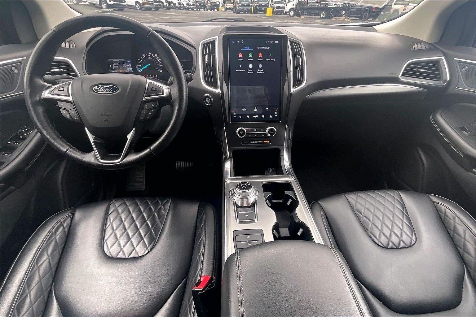 2024 Ford Edge Titanium
