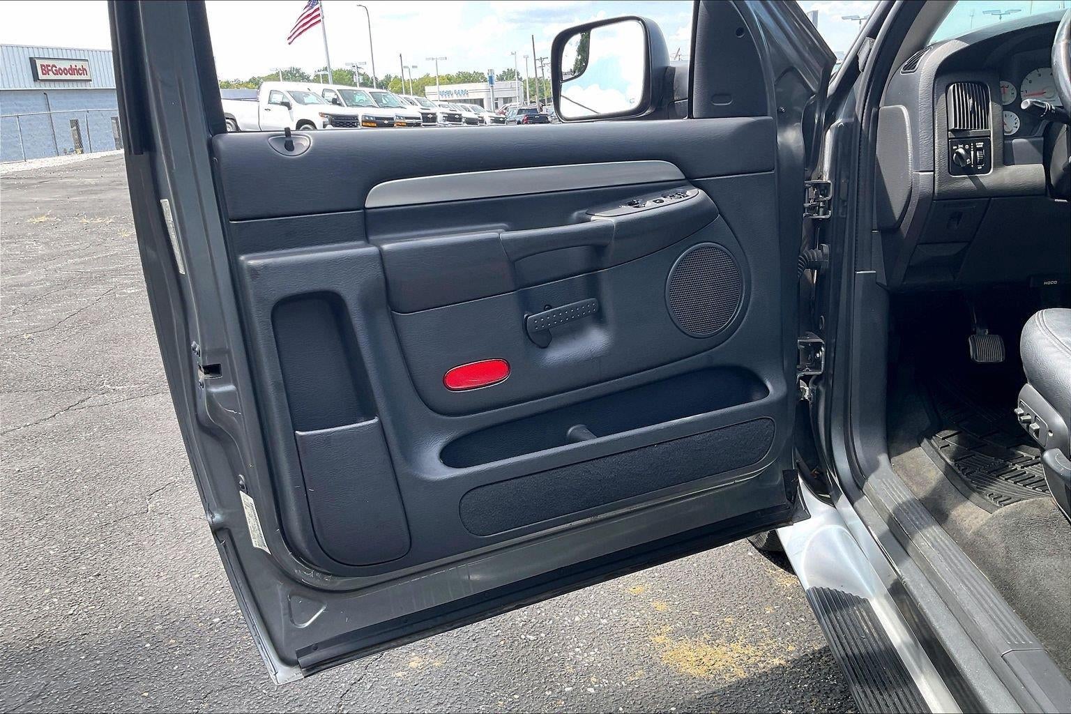 2005 Dodge Ram 2500 SLT