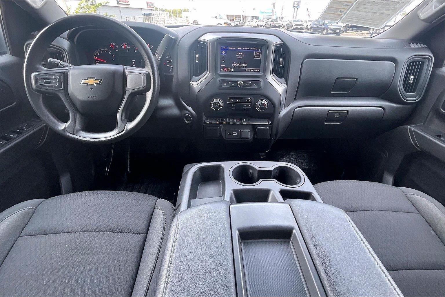 2024 Chevrolet Silverado 1500 Custom