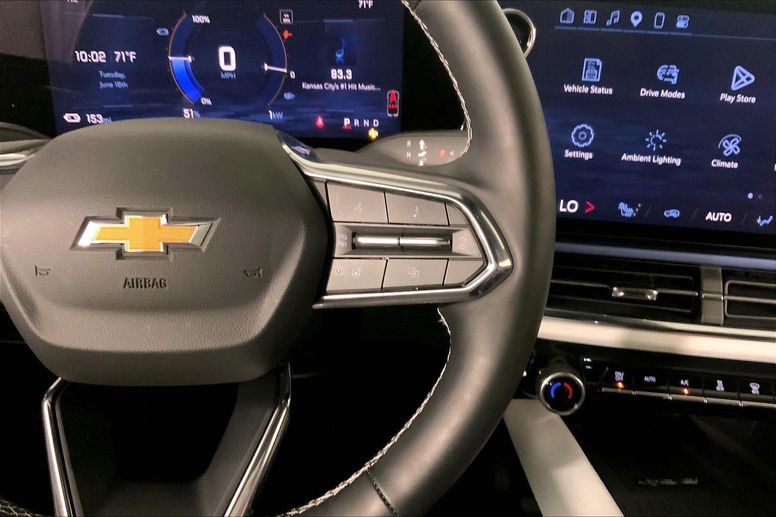 2025 Chevrolet Equinox EV LT