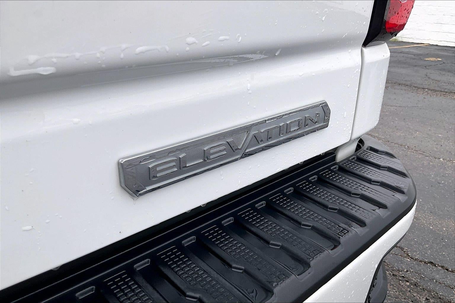 2022 GMC Sierra 1500 Elevation