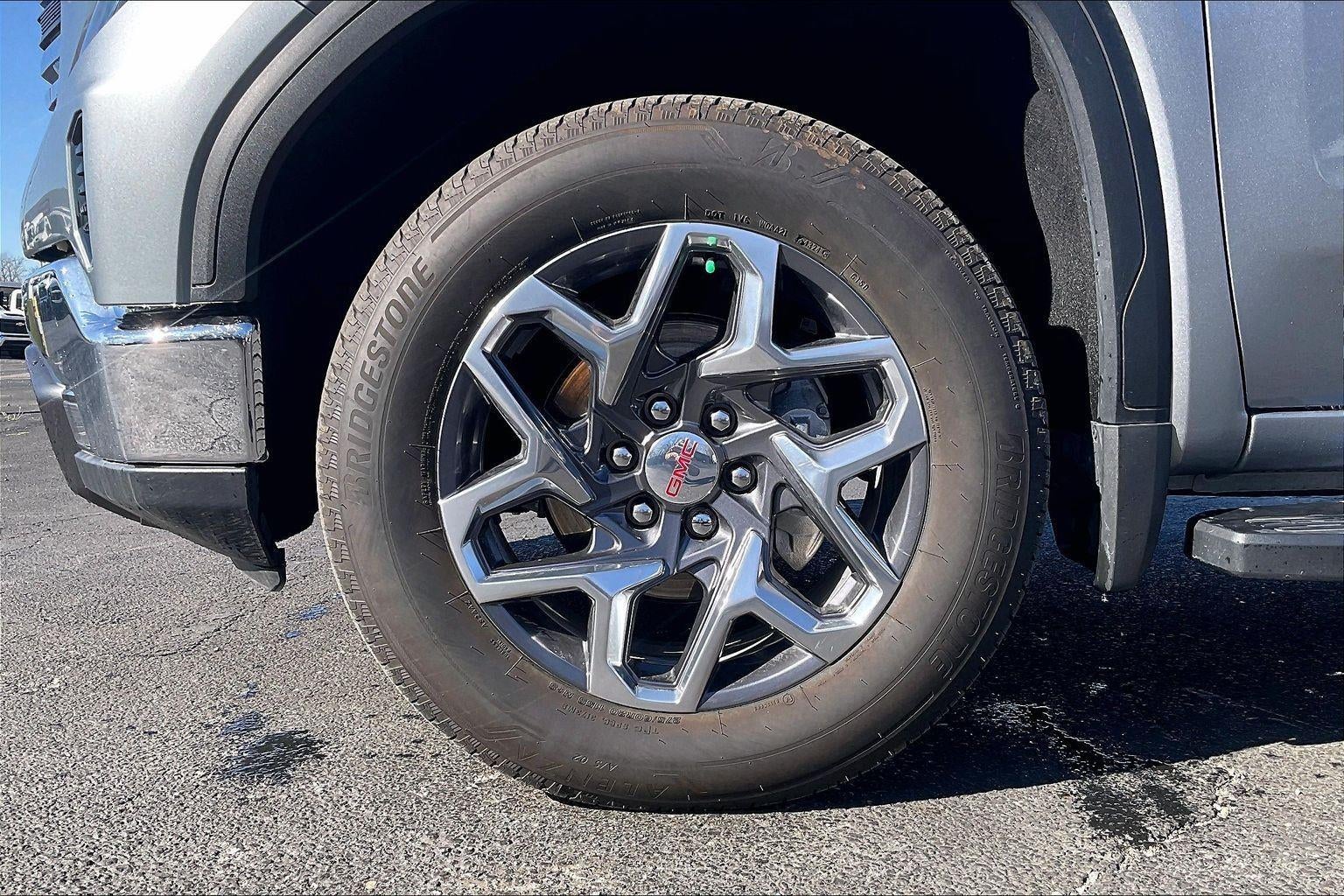 2025 GMC Sierra 1500 SLT