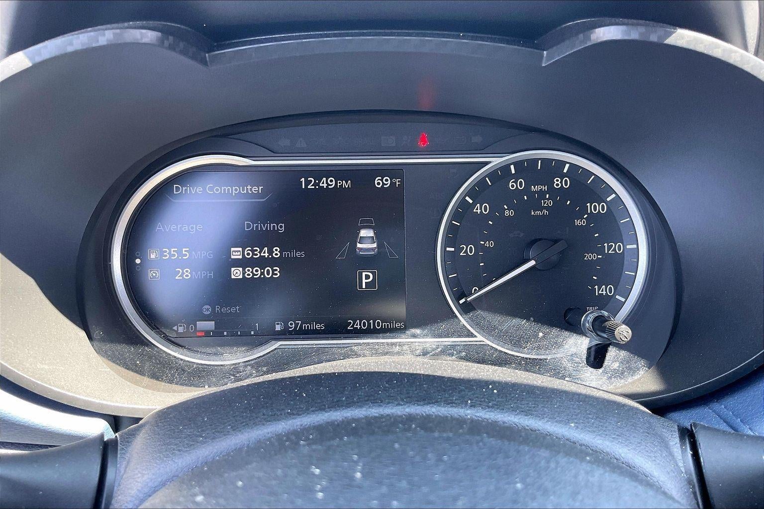 2025 Nissan Versa SV