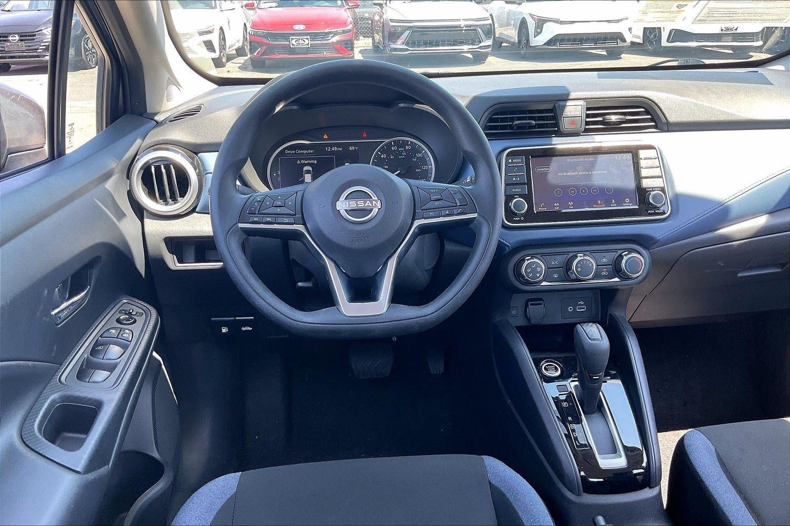 2025 Nissan Versa SV