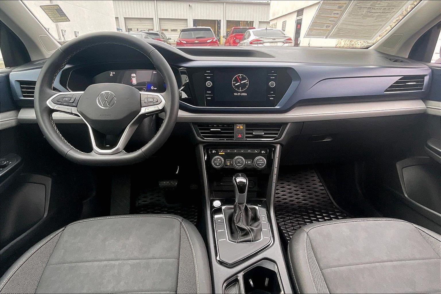 2024 Volkswagen Taos SE