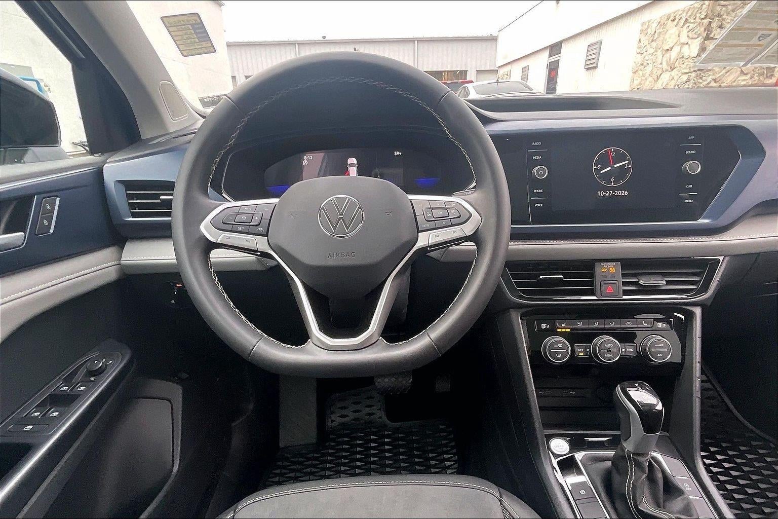 2024 Volkswagen Taos SE