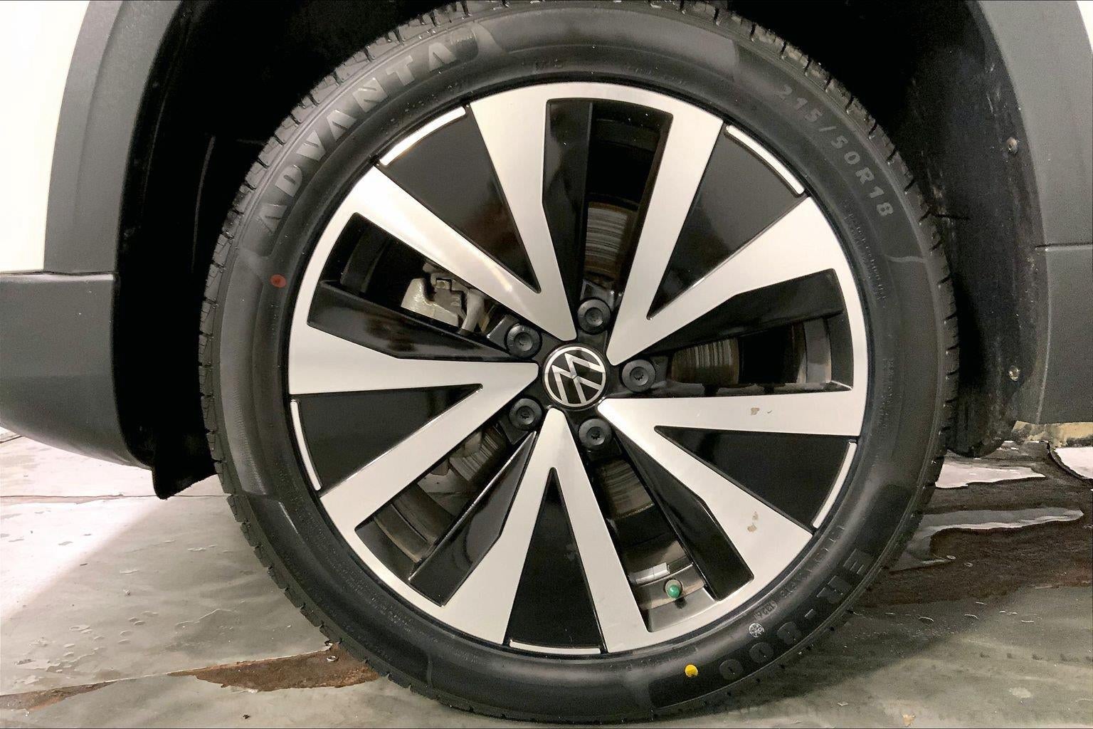 2024 Volkswagen Taos SE