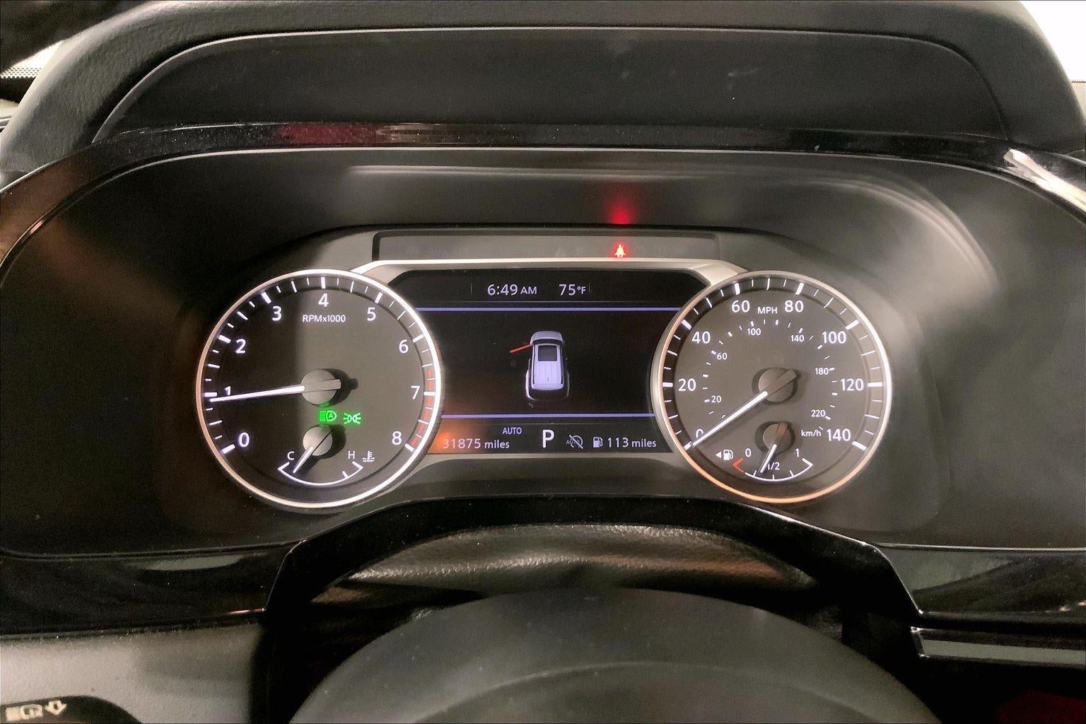 2025 Nissan Pathfinder SV