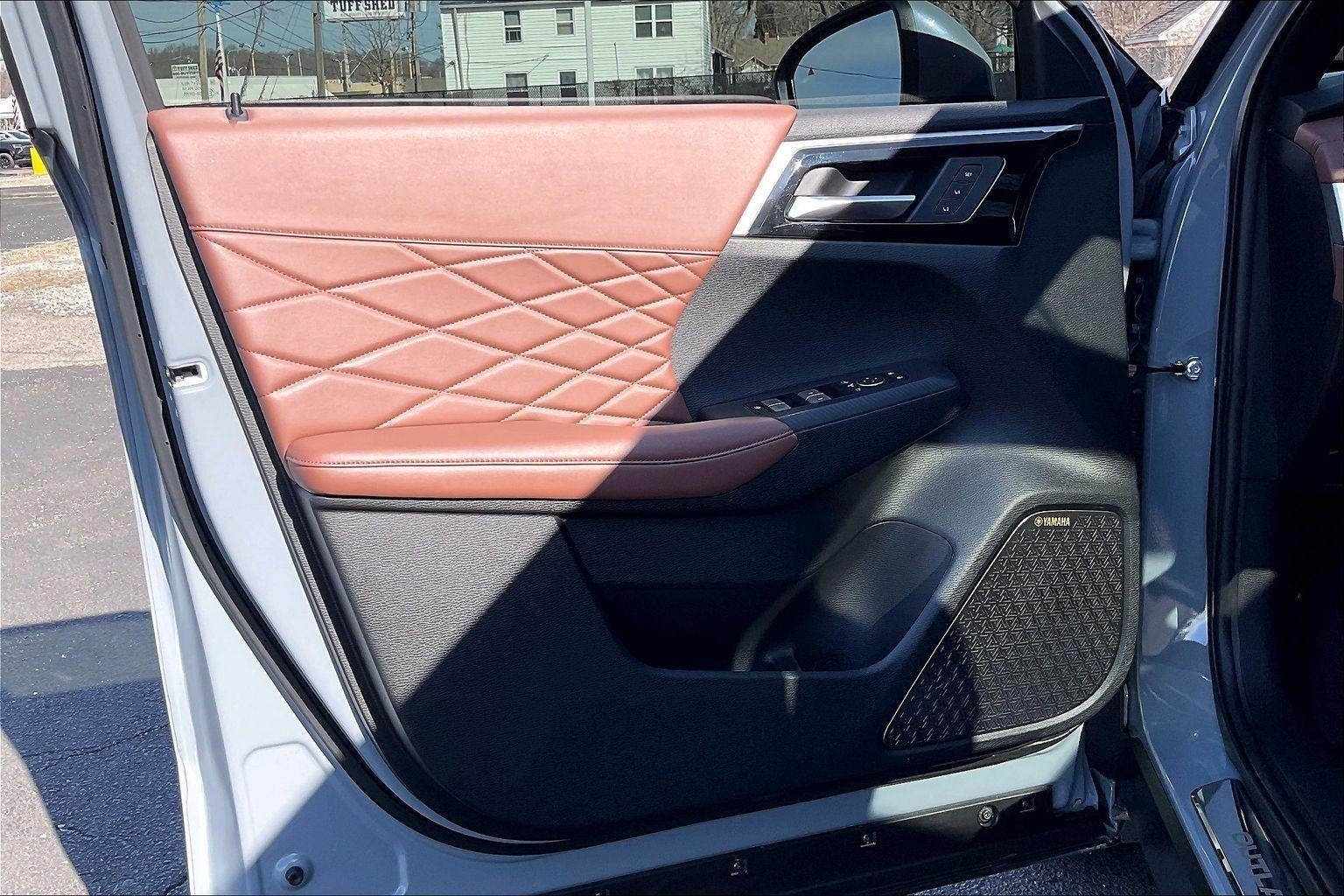 2025 Mitsubishi Outlander SEL