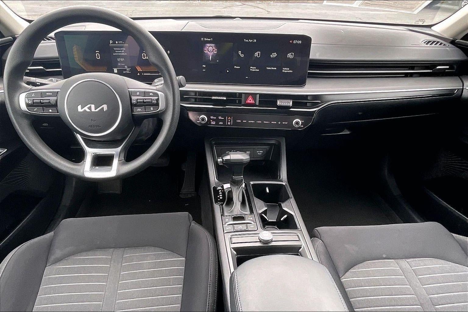 2025 Kia K5 LXS