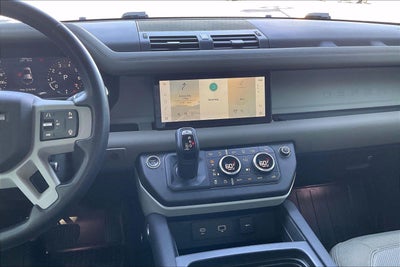 2020 Land Rover Defender SE