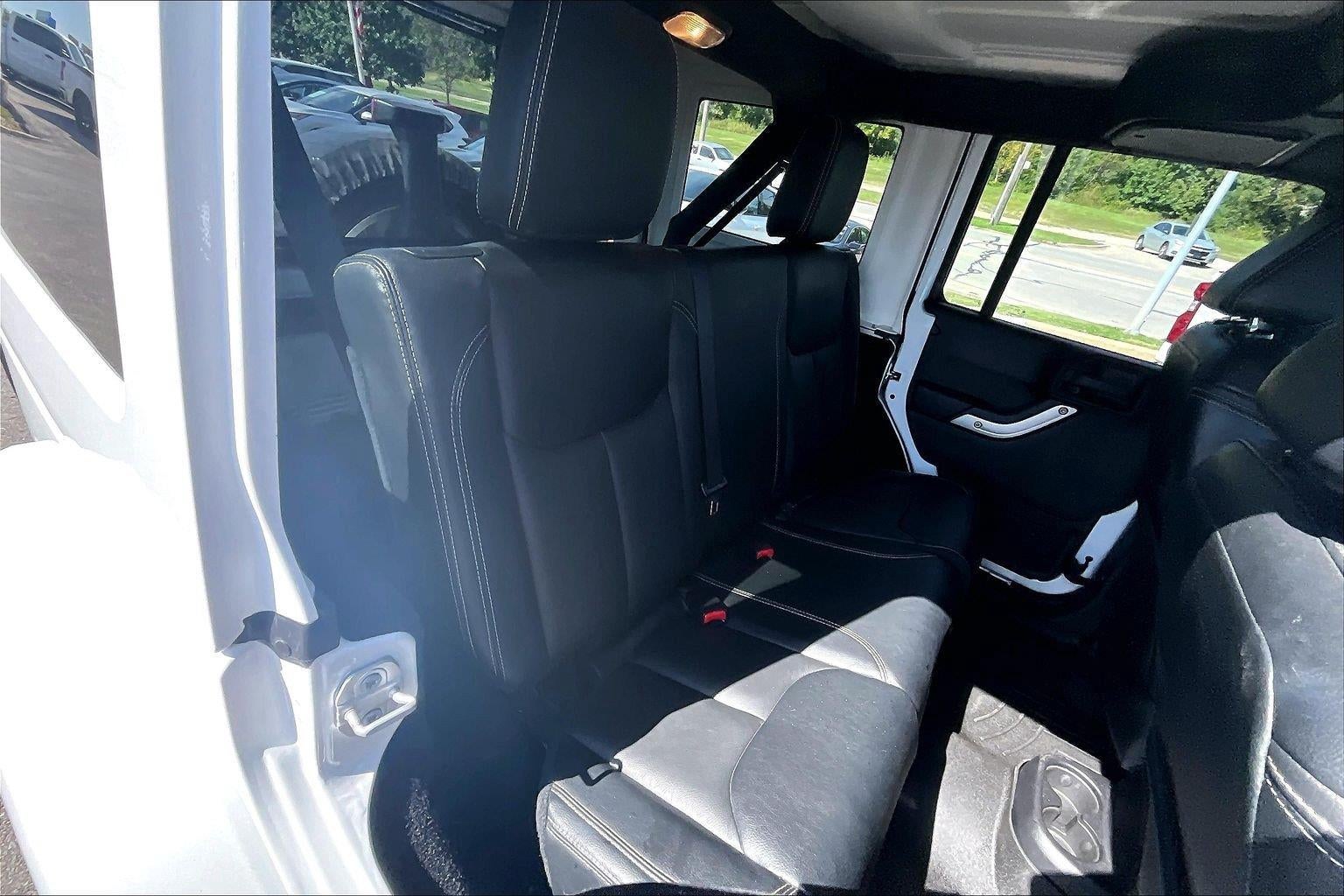 2016 Jeep Wrangler Unlimited Sahara
