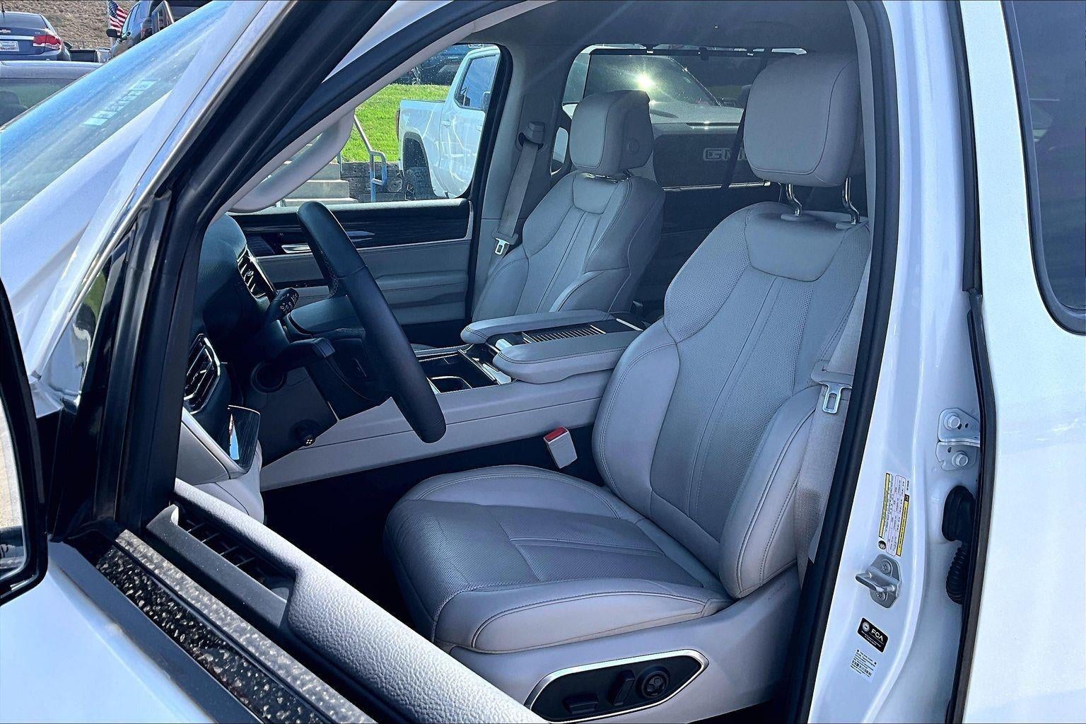 2022 Jeep Wagoneer Series II